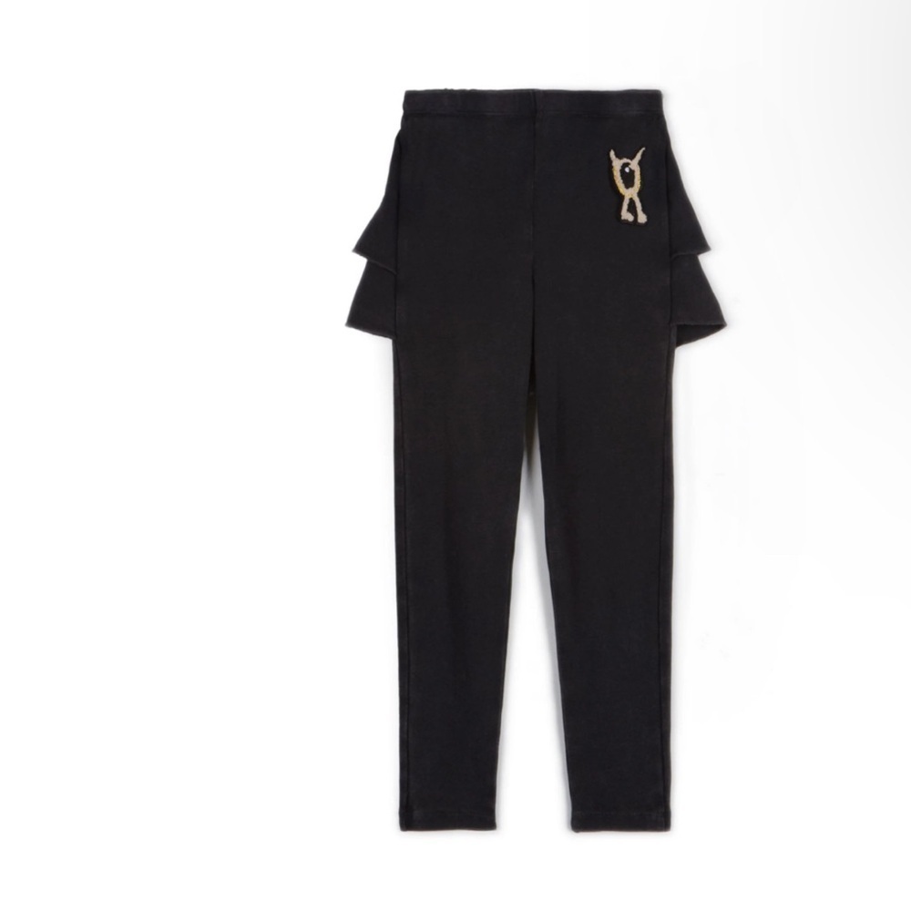 Chic Black Kids Leggings with Ruffle Accents by designer Wold and Rita